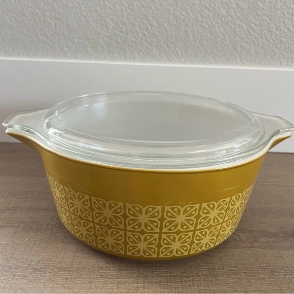 pyrex Other - RARE Vintage Promo Pyrex w/Lid Mustard Autumn Floral Pyrex 475 B Square Flowers